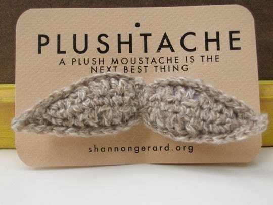 PLUSHTACHE-- Grey