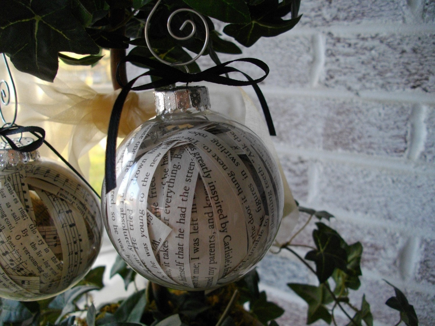 TWILIGHT SERIES Glass Ball Ornament - Eclipse,New Moon,Breaking Dawn - Filled with actual book text from book -fun gift