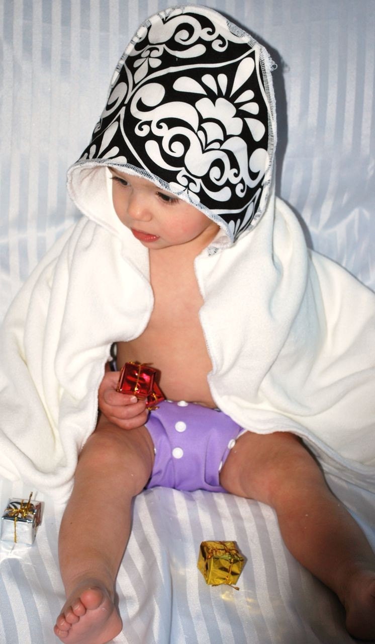Fleur De Lis Bamboo Hooded Baby Towel