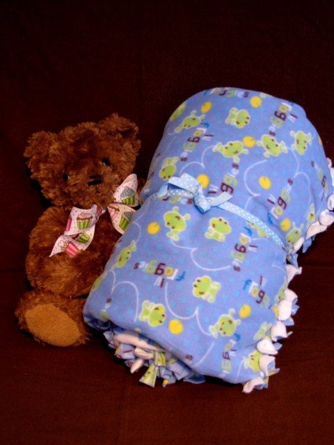 Frog Baby Blanket, Baby Shower Gift, Fleece Blanket, Tied Fleece Blanket, Baby Gift Ideas, Baby Blanket