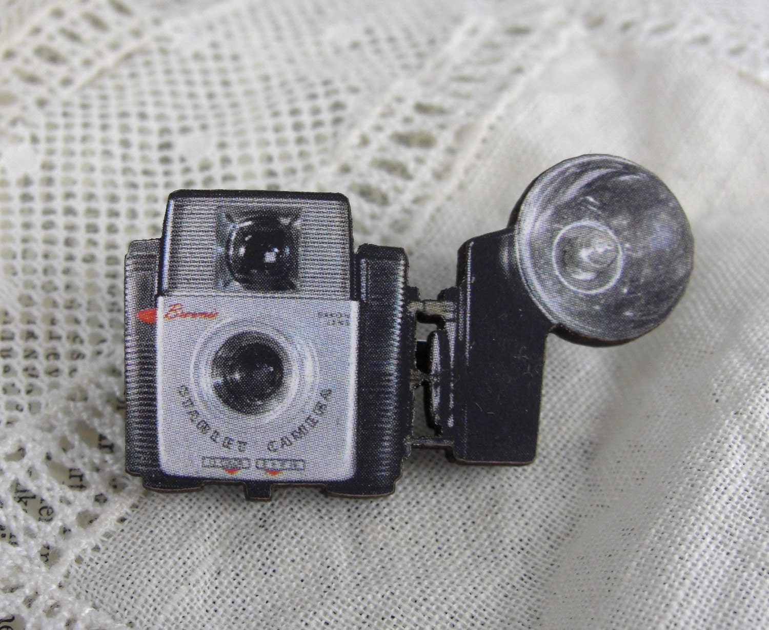 Starlet Camera Pin