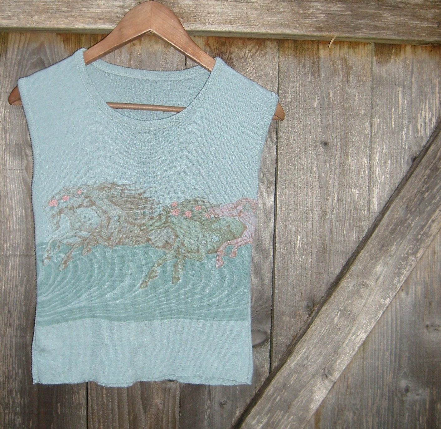 70s Ethereal GALLOPING Horses & ROSES Sweater Vest