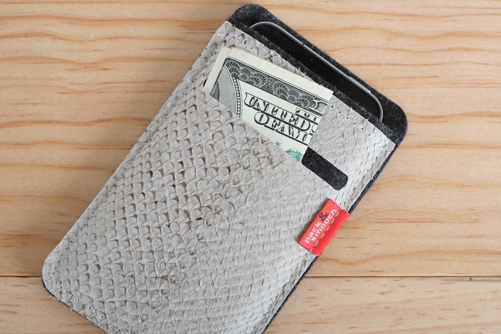 Iphone  wallet case LEICESTER / Salmon