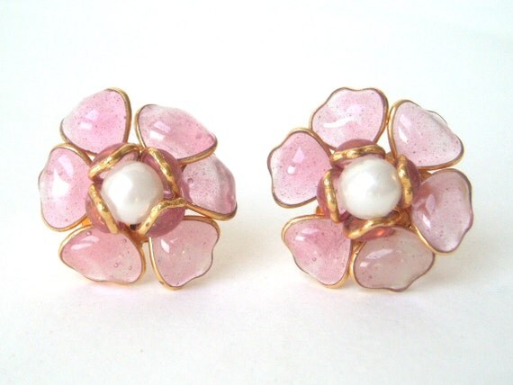CHANEL Pink Gripoix and Faux Pearl Camelia Earings