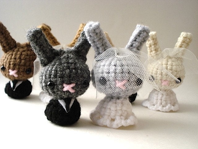 Custom Bride and Groom Moon Buns - Amigurumi Bunny Rabbits