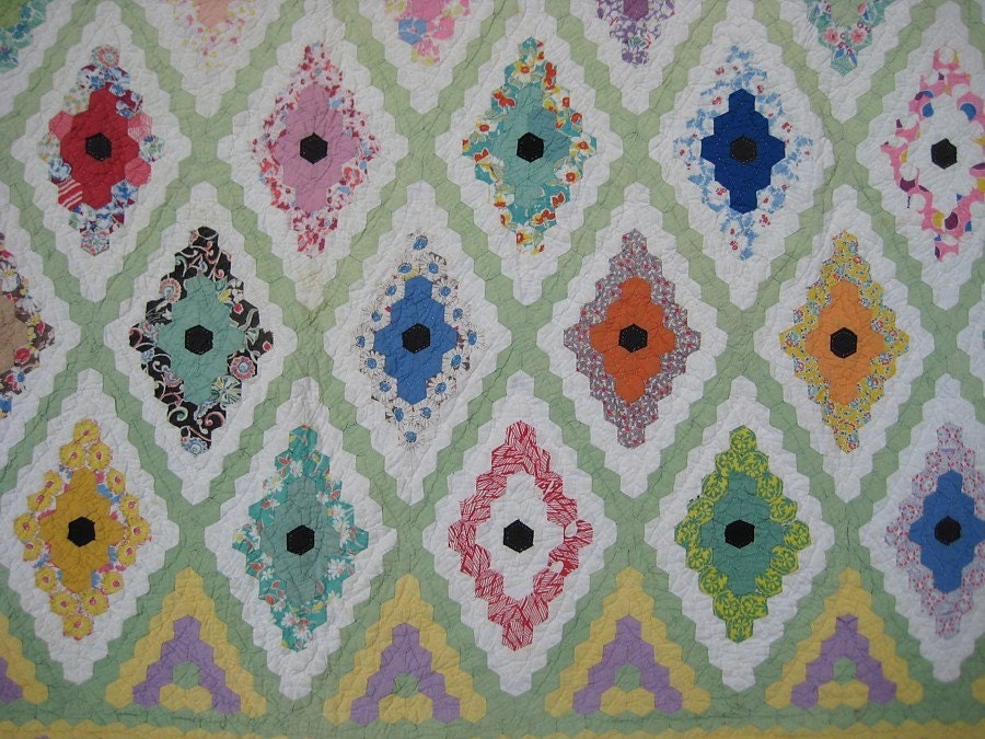 Antique Quilt - Diamond Hexagon Pattern