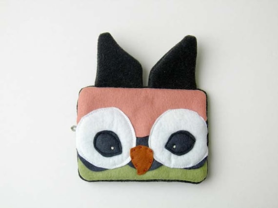 Owl zipped coin purse with floral lining