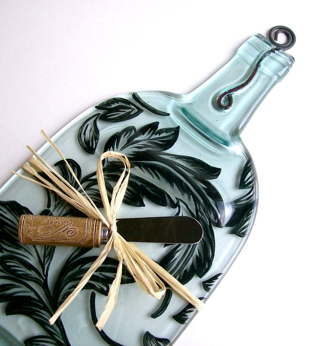 Recycled Wine Bottle Serving Tray/Cheese Board With Wine Cork Spreader