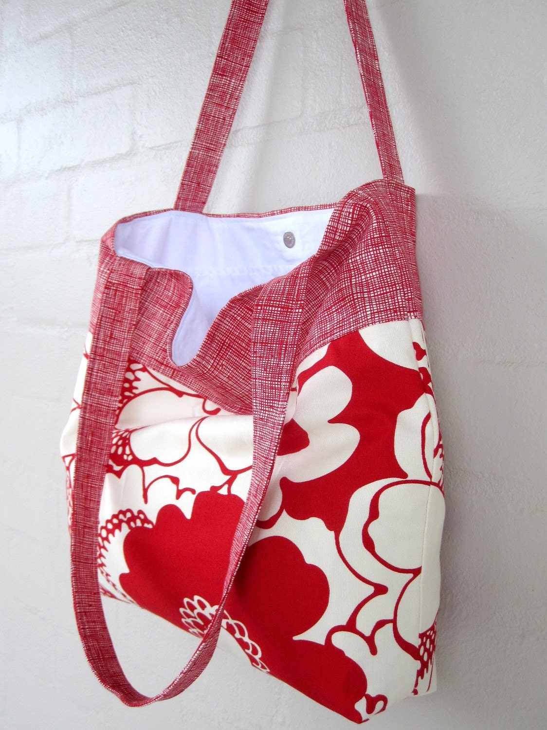 Red Blooms Tote