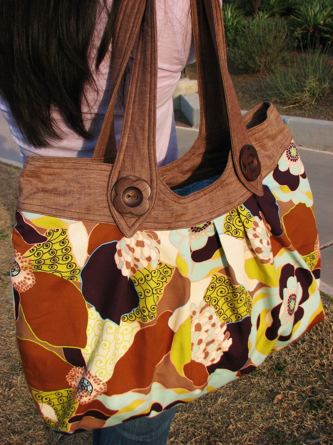 purchased the Nikki Tote Bag from Paisley Pear Quilts several months ...