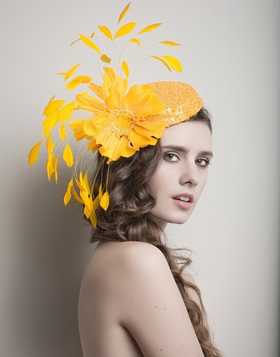 Golden/yellow Cocktail hat