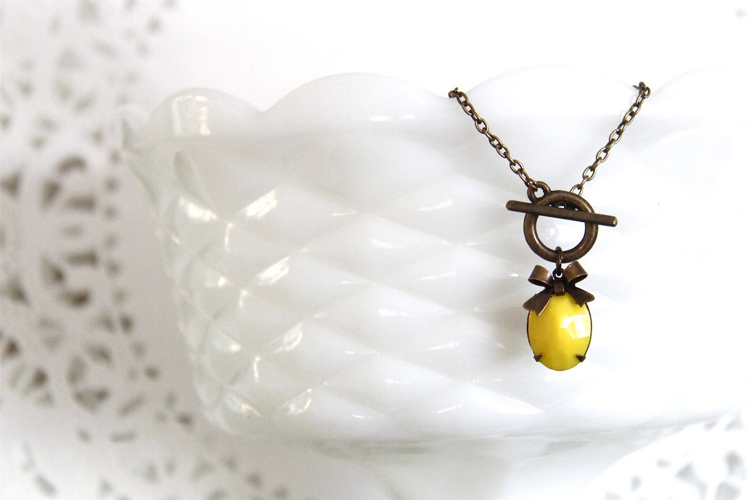 Sweet Oval Canary Necklace