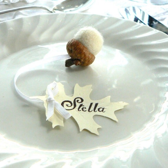 Fairytale Wedding Acorn and Oak Leaf Place Card Favors Set of 10 Wooly 