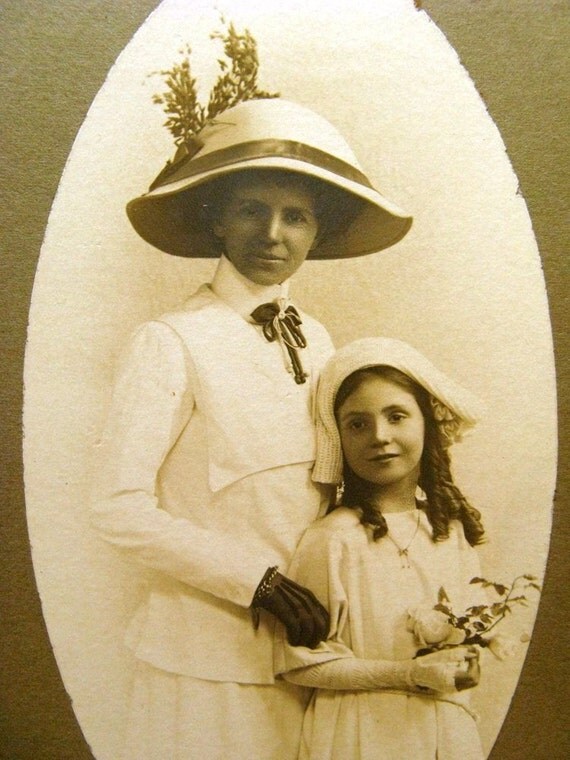 Mother and Daughter - 1900s Broken Hill, Australia
