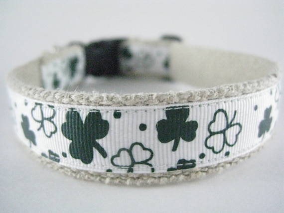 Luck of the Irish Shamrocks hemp dog collar - 3/4in