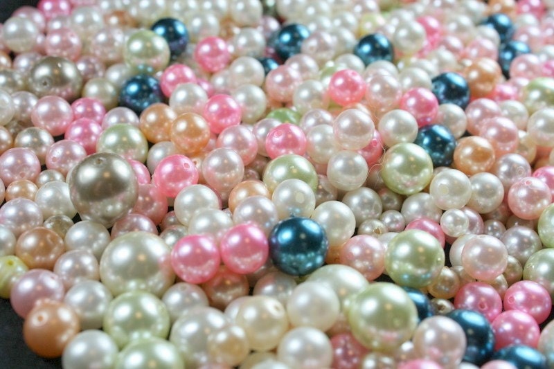 BIG Lot of Vintage and Salvaged Assorted Pastel Glass and Acrylic Pearls