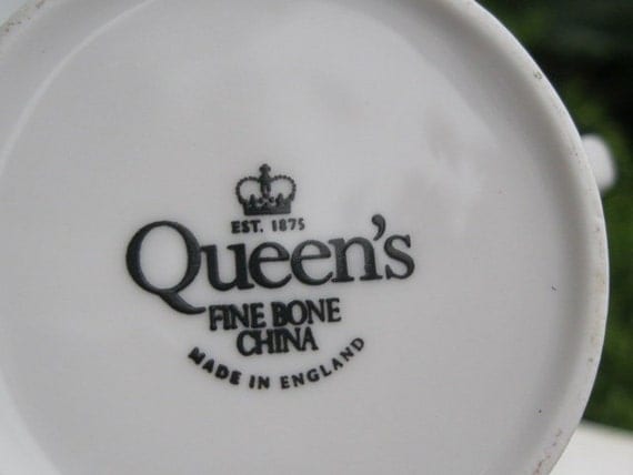 Vintage Queen's 2 Fine Bone China cups Made in England