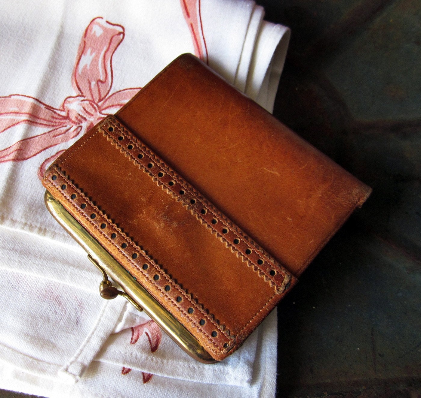 Vintage 1970s Tooled Leather Wallet