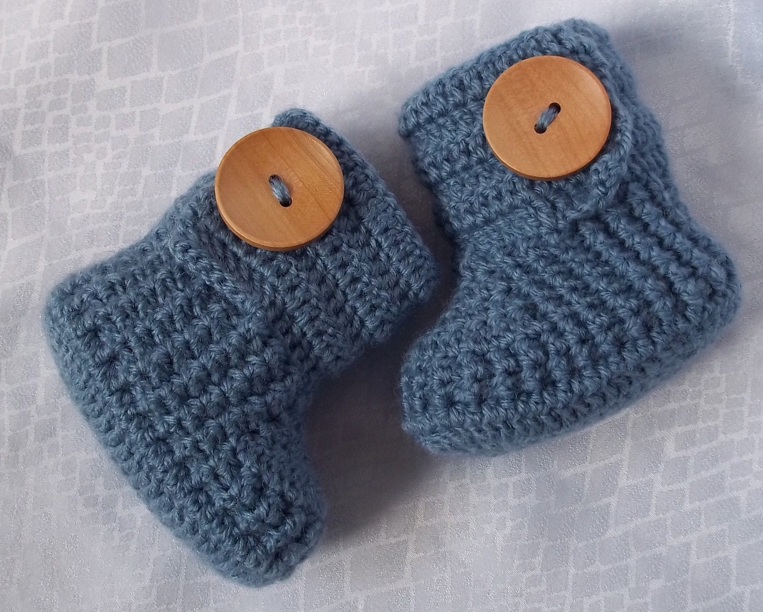 Crochet baby booties for 3 to 6 months with large wooden buttons- ready for shipping