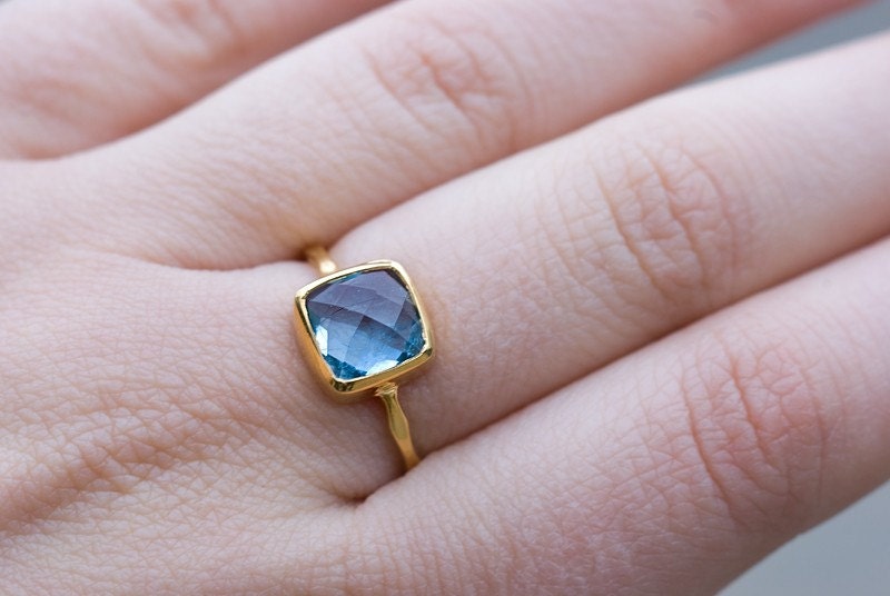 18K Hammered Gold Vermeil and Real Faceted Blue Topaz Ring Size  8