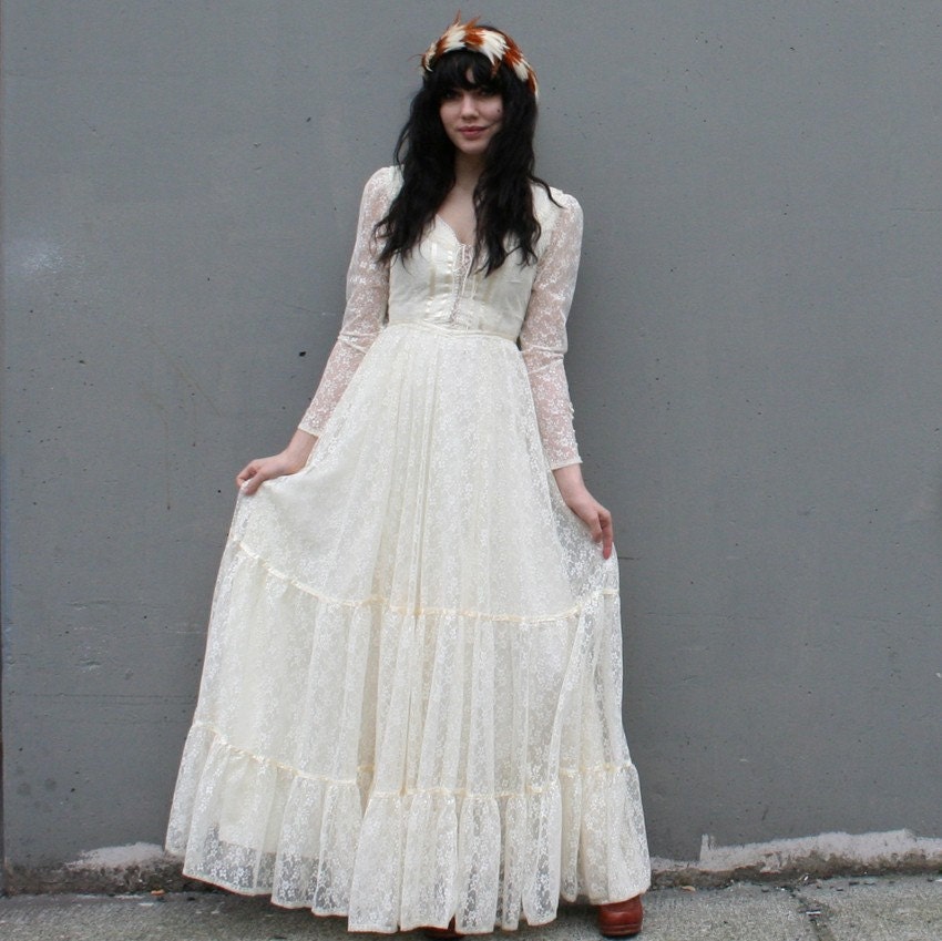 vintage 1970s gunne sax bridal collection ivory lace wedding dress sheer 