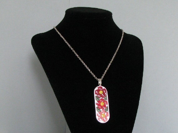 Quilled Pink Flowers Necklace