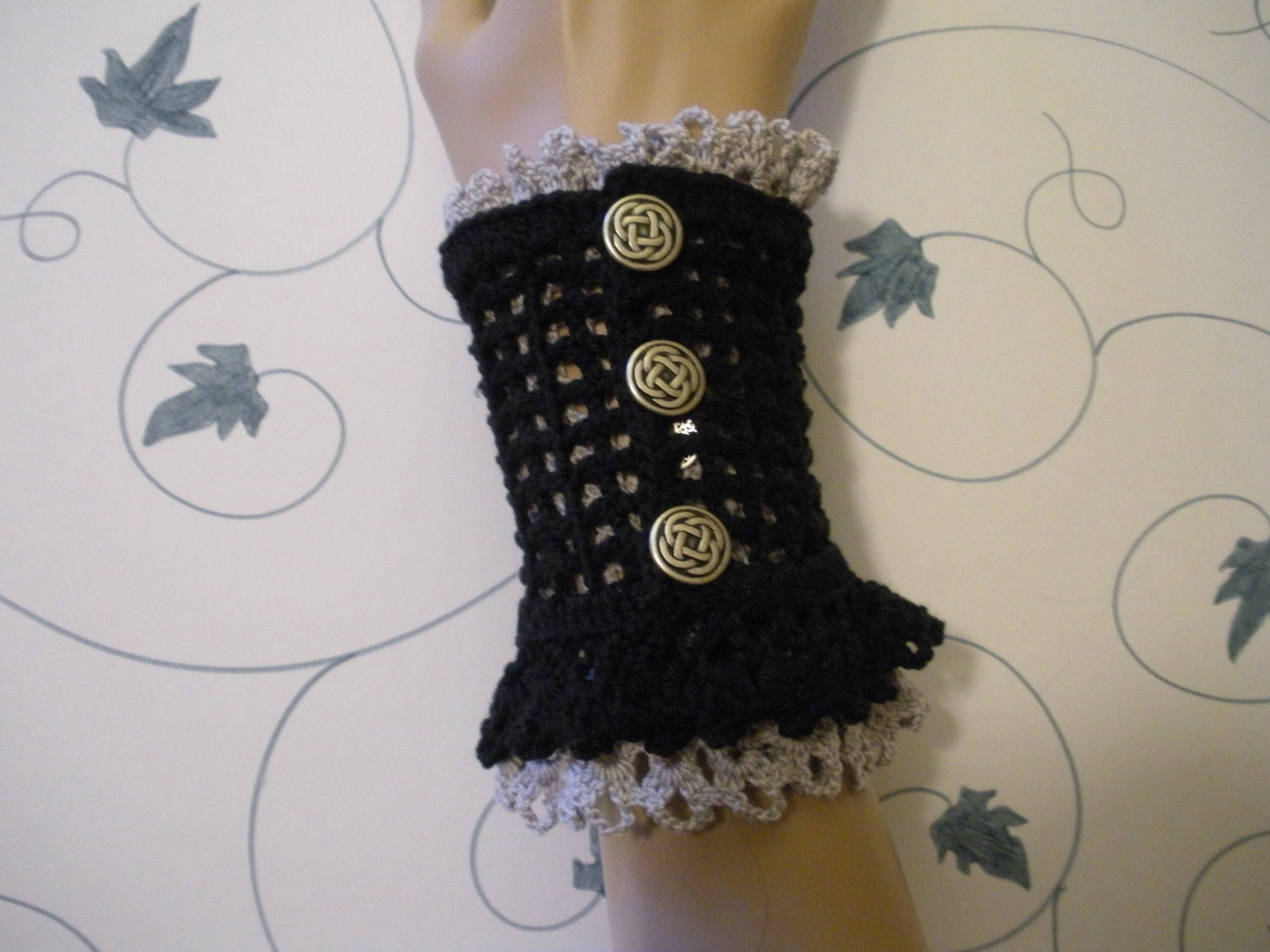 Double Pair Lace Wrist Cuffs