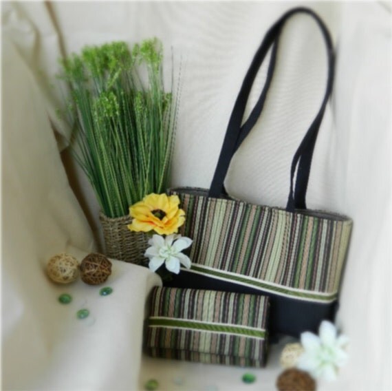 Daisy and Keira Combo in moss green, light brown, beige, orange and black - ready to ship