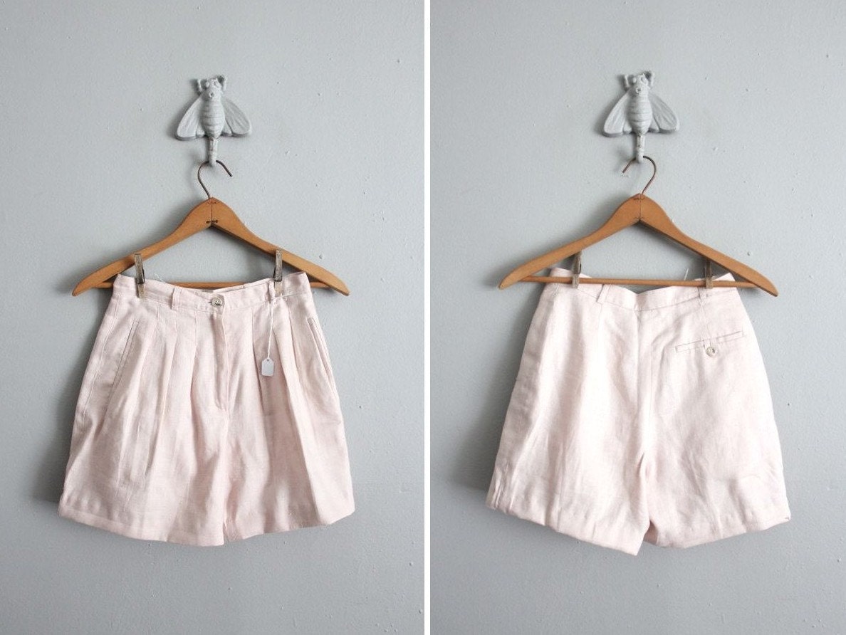 1980s vintage pale pink linen shorts
