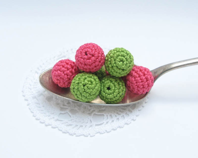 Mix of Crocheted Beads Wild Strawberries and Peas Treasury Pick on Etsy