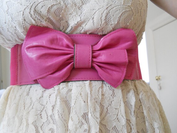Vintage Pink Bow Belt