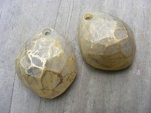 Vintage Amber Textured Bead Findings (2)