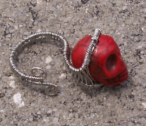 Don't Loose Your Head OOAK 001Red Skull Silver Wire Wrapped Ring