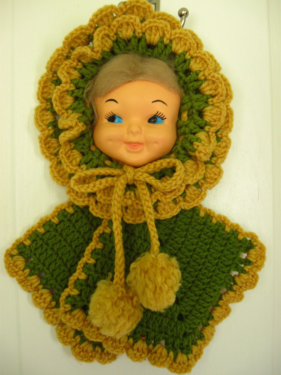 vintage crochet doll face potholder
