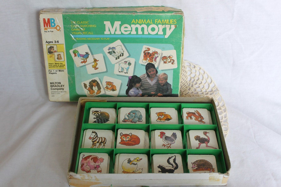 Memory Game Animal Families Milton Bradley 1986