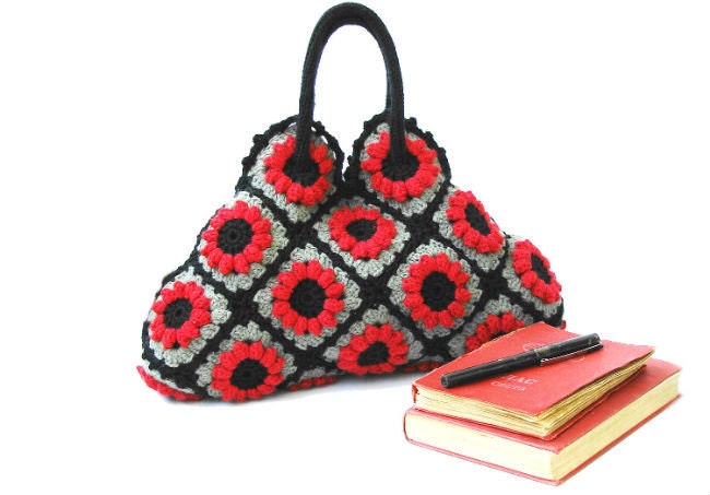 Crochet afghan handbag in red flowers, crochet bag, shoulder bag, purse