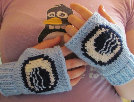 Avatar The Last Airbender Water Tribe knit fingerless gloves - ready to ship