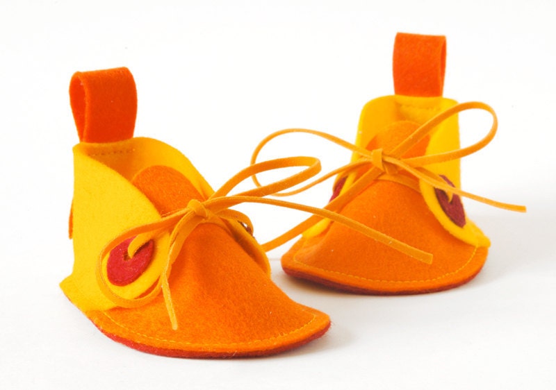 Baby booties Yellow, orange & red Pip, pure wool felt baby shoes - newborn baby shoes