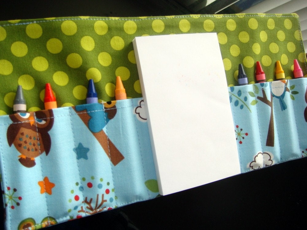mini coloring wallet - hooty hoot kangaroo in blue - riley blake fabric - notepad and crayons included