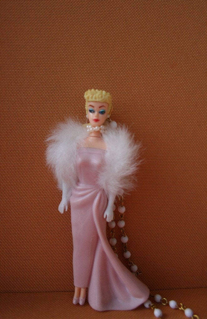 Lady Barbie necklace