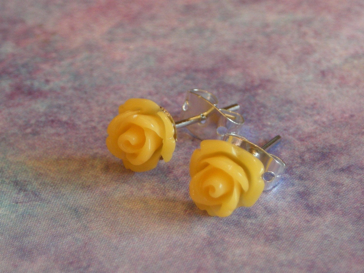 Teeny tiny apricot rose earrings 7mm