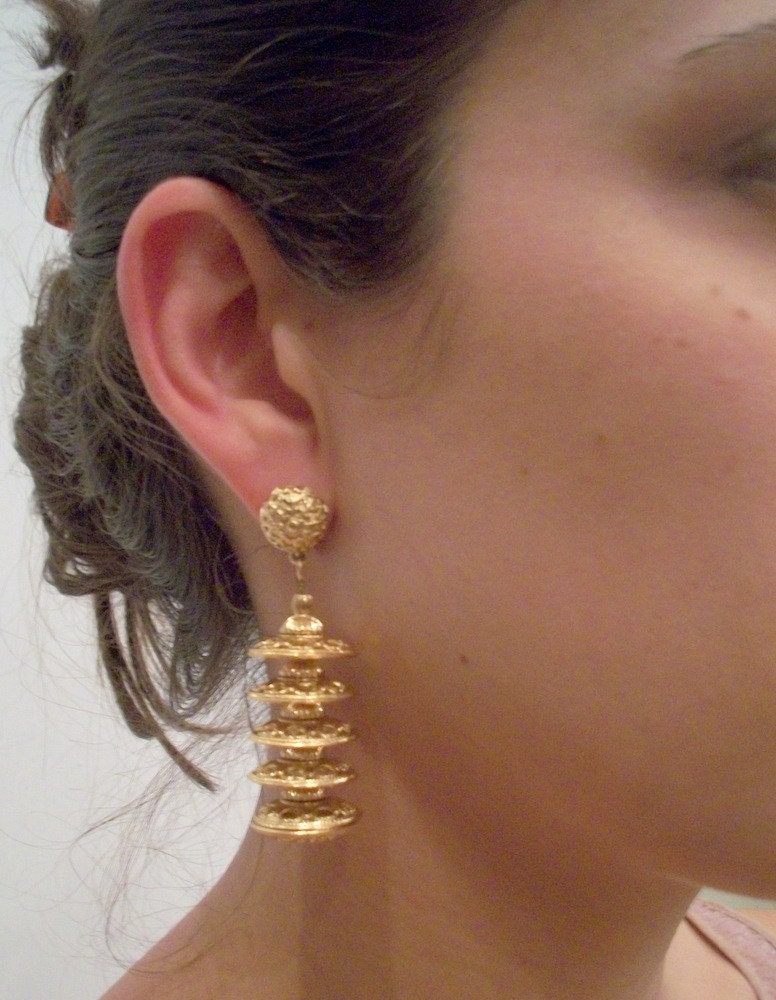 Gold MONET Pagoda Clip On Earrings  FREE SHIPPING