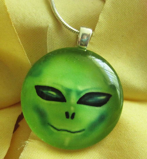 Green Alien UFO Jewelry Glass Pendant Necklace