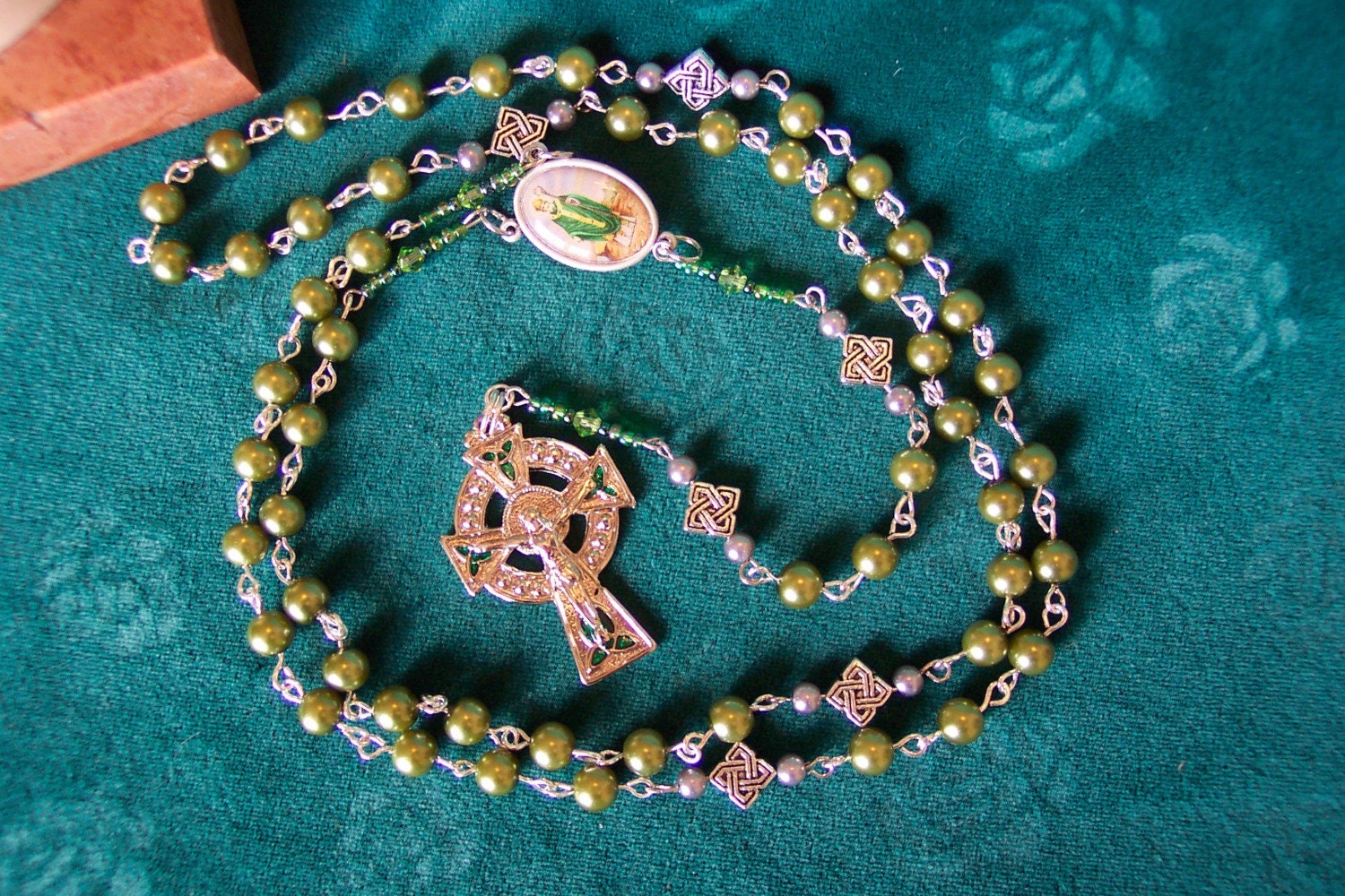 St. Patrick Rosary with Two-Sided Center