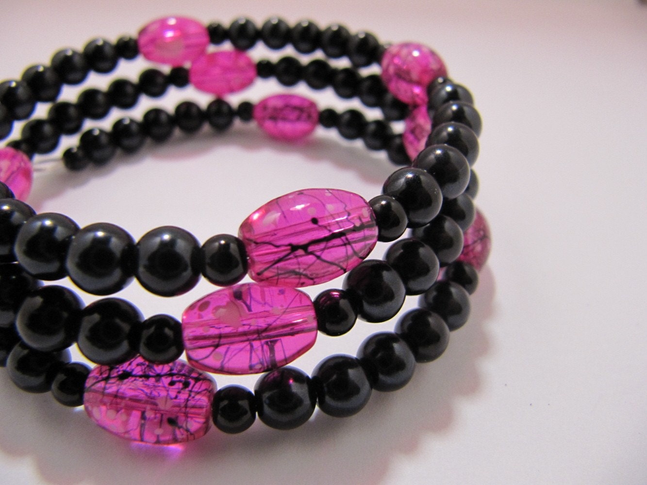 Pink and Black Pearl Memory Wire Bracelet