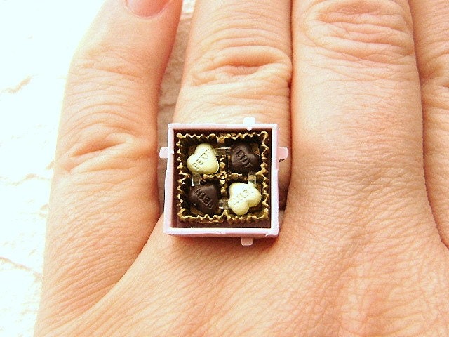 Petit Box Of Heart Shaped Chocolates Ring - Valentine's Day Gift