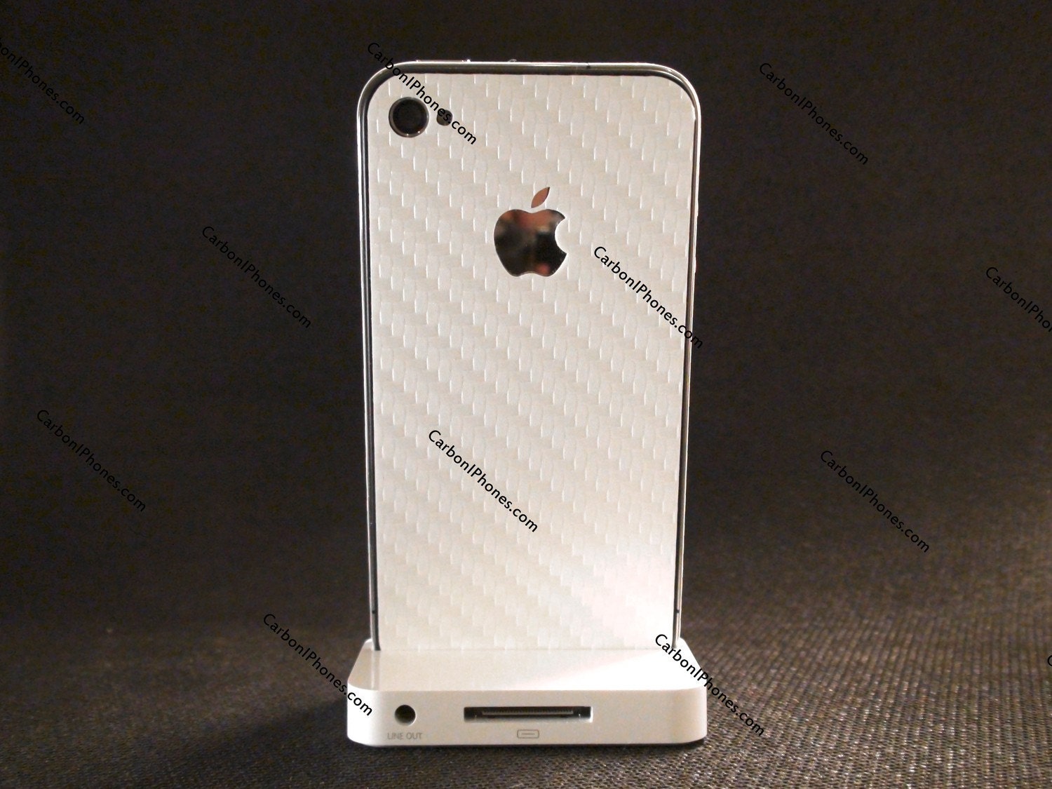 IPhone 4 White Carbon Fiber