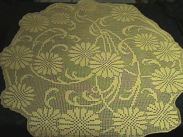 eBay - ANGEL MOTIF DOILY FILET Crochet Pattern ANNIE&apos;S RARE
