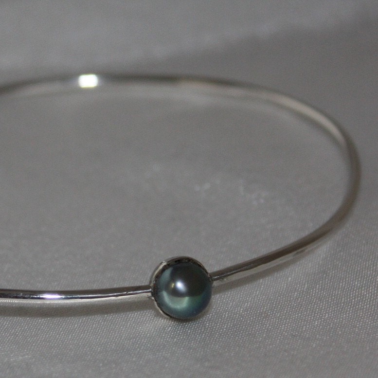 freshwater pearl bangle bracelet from capital city crafts