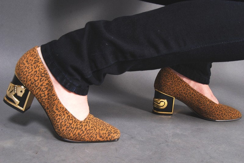 gold cats. high heels. leopard